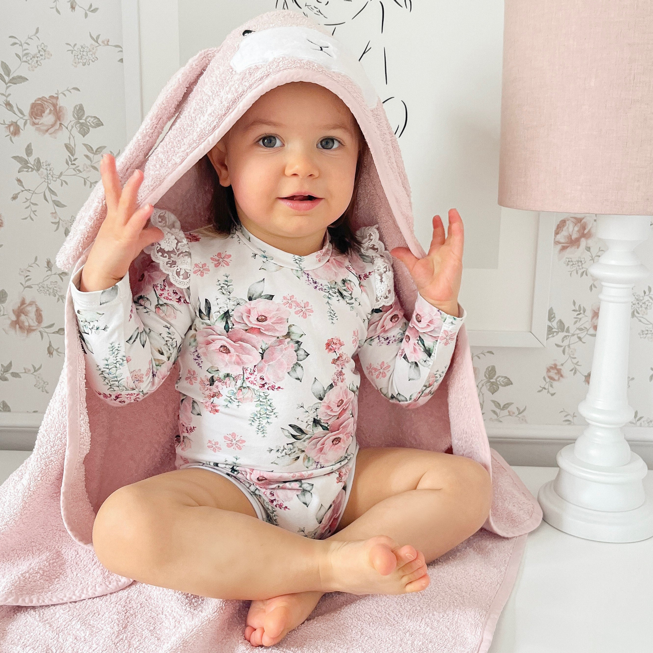 Kapuzenhandtuch Hase rosa