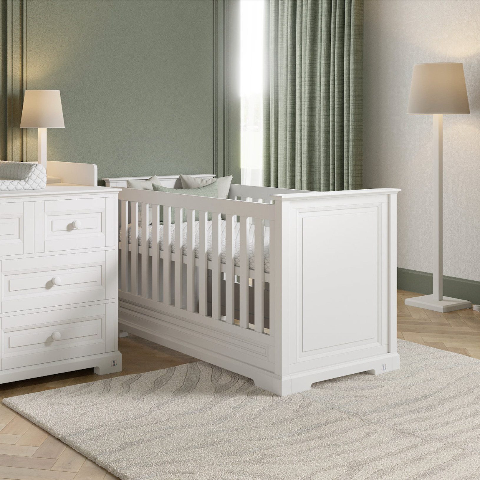 Babybett Royal II 70x140 weiß mit langen Gittern im klassischen Stil