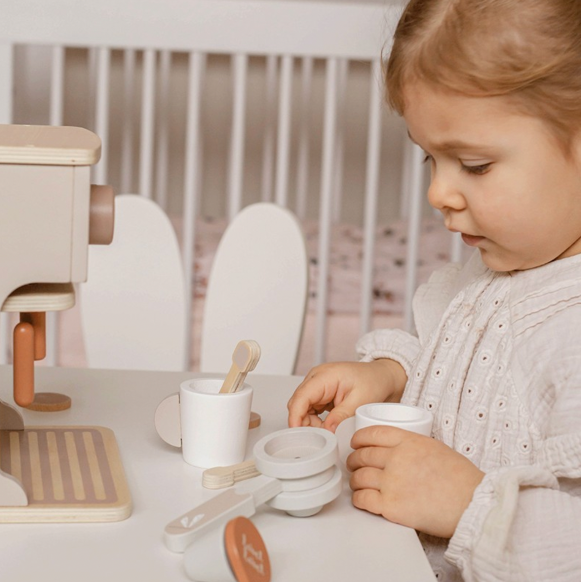 Kaffeemaschine aus Holz nougat ab 3 Jahren