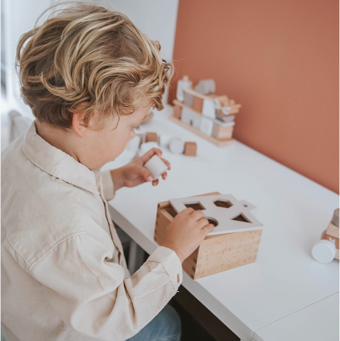 Sortierbox aus Holz nougat