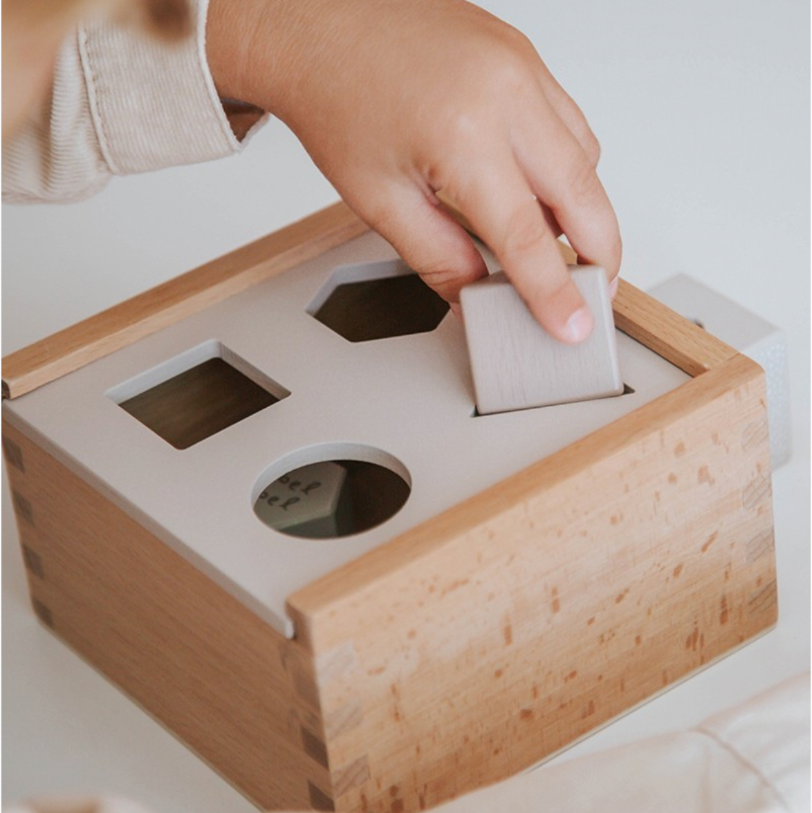 Sortierbox aus Holz nougat