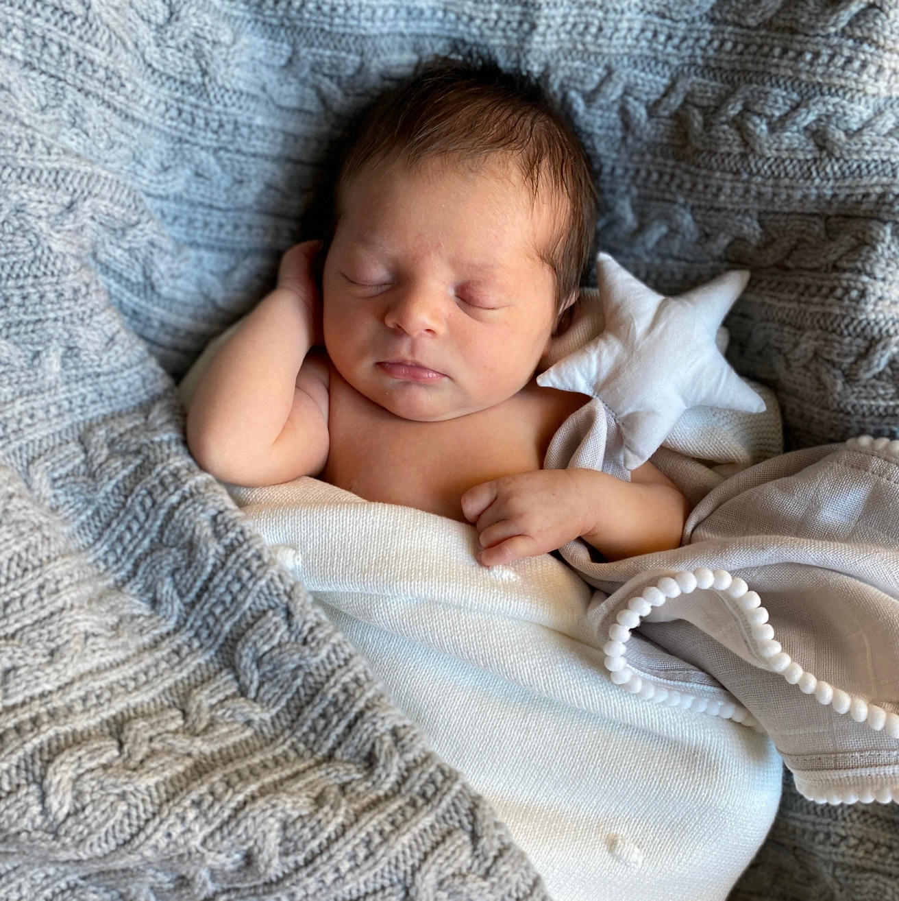 Baby Decke aus Merinowolle hellgrau