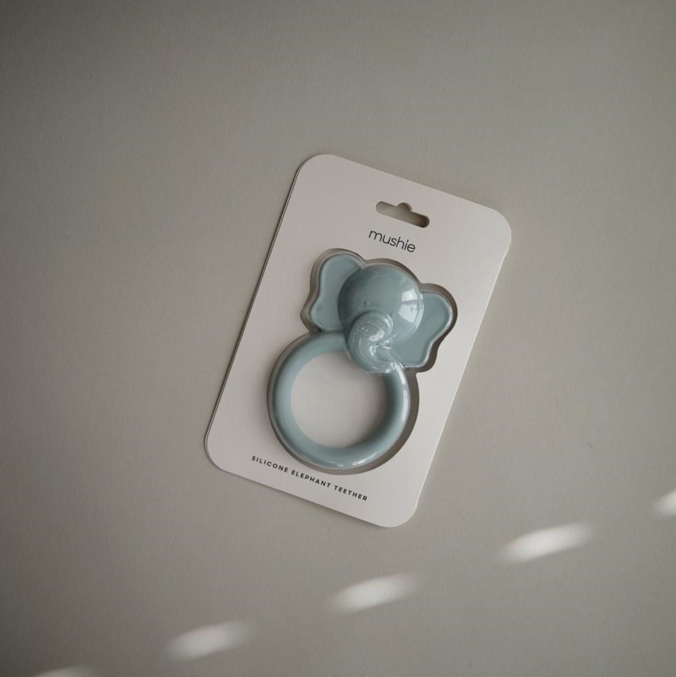 Mushie Beißring Greifling Elefant cloud blau