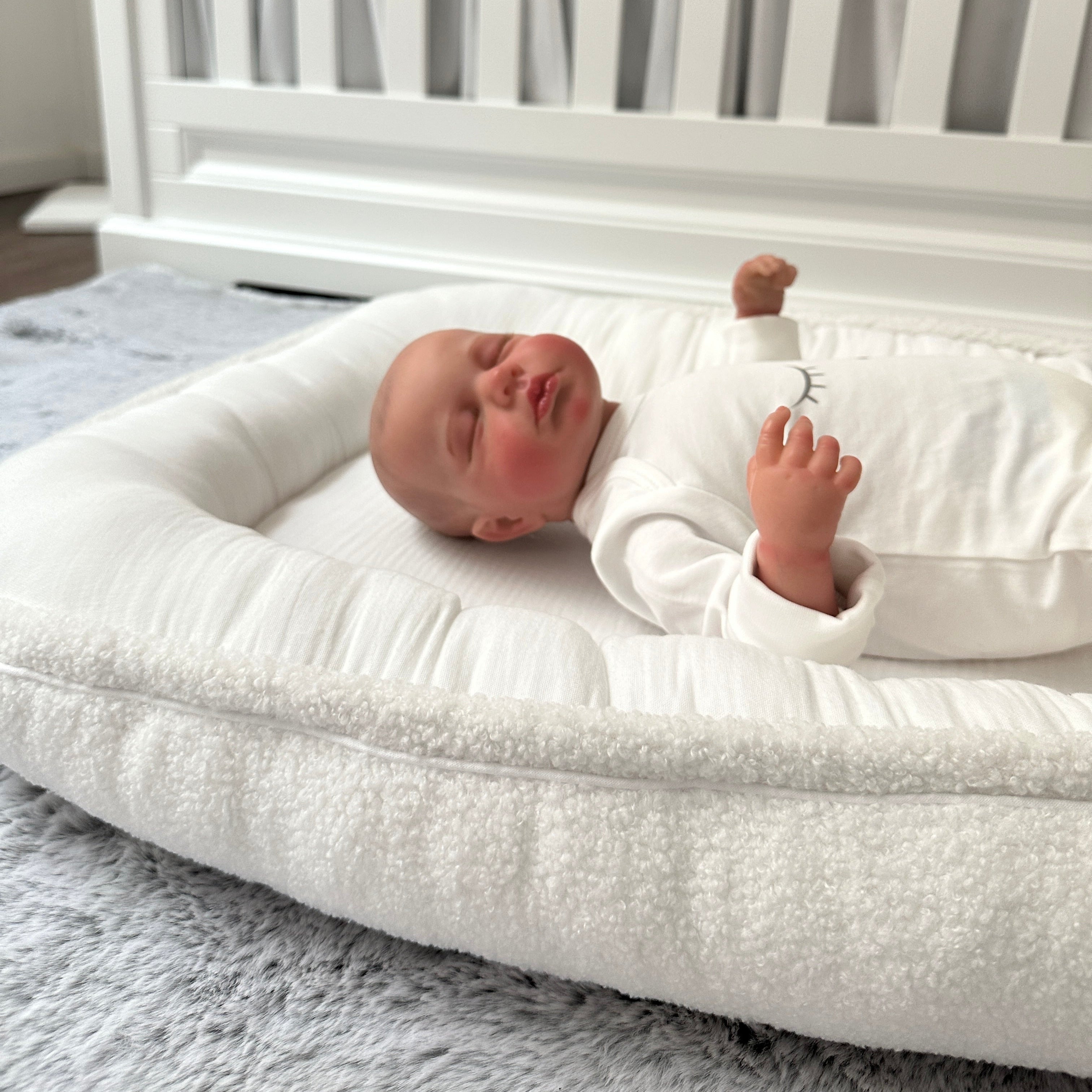 Babynest "Love You" weiß - organische Baumwolle