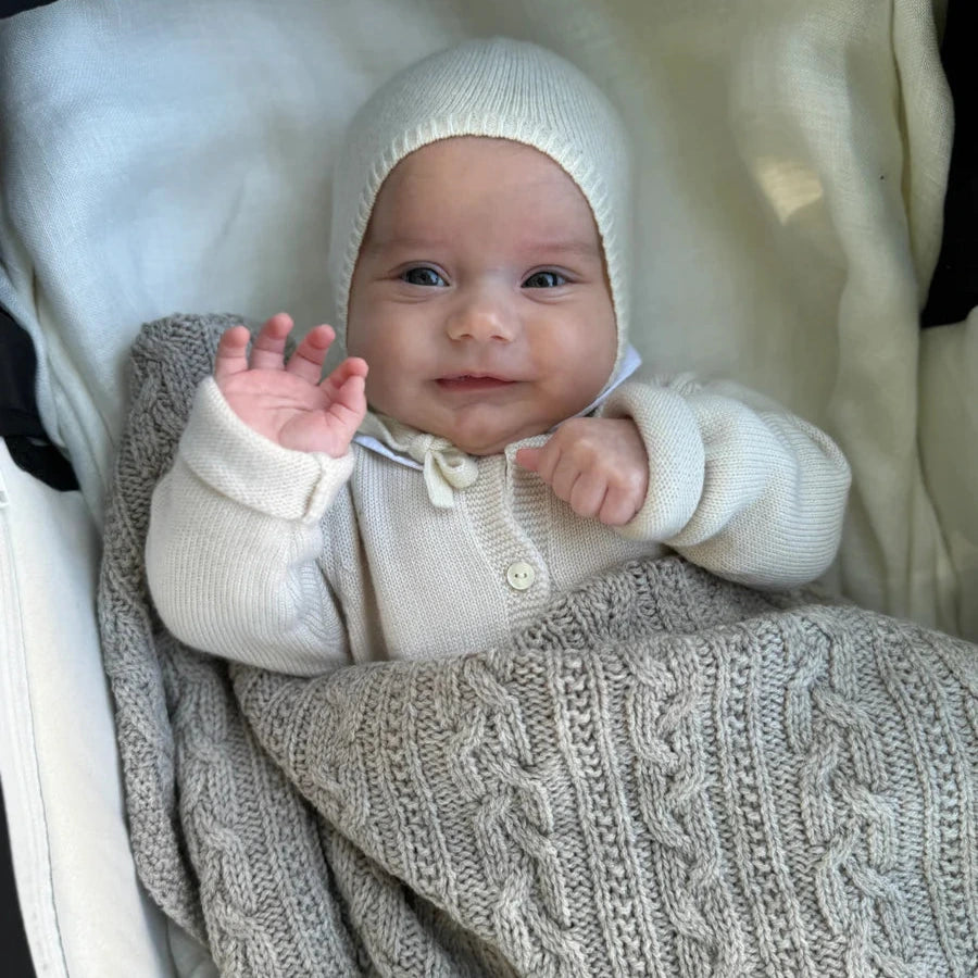 Babydecke Strickdecke Merinowolle oatmeal hellbeige