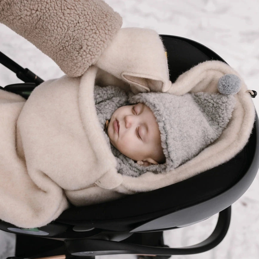 Mini Fußsack aus Premium-Schafwolle beige