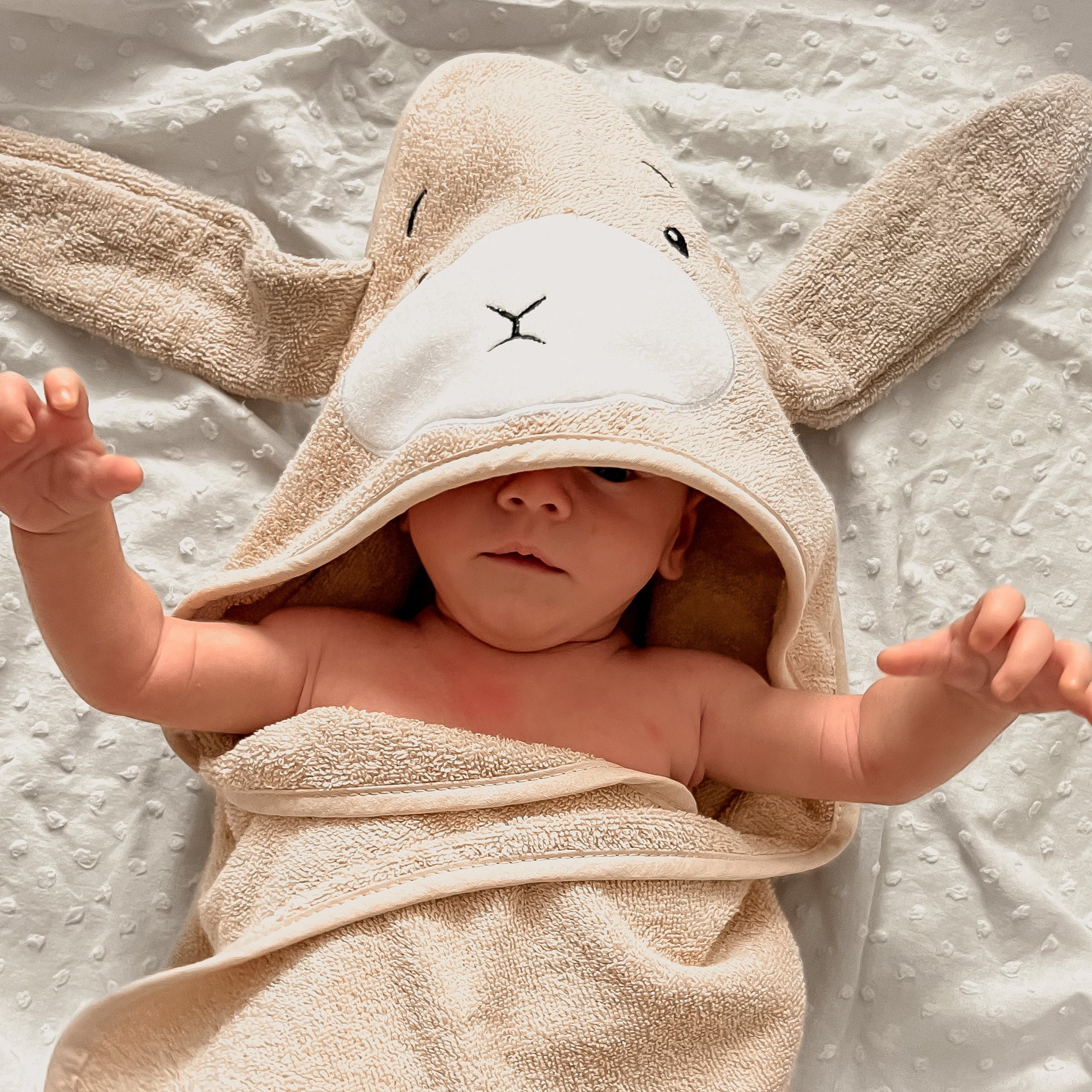 Kapuzenhandtuch Hase beige