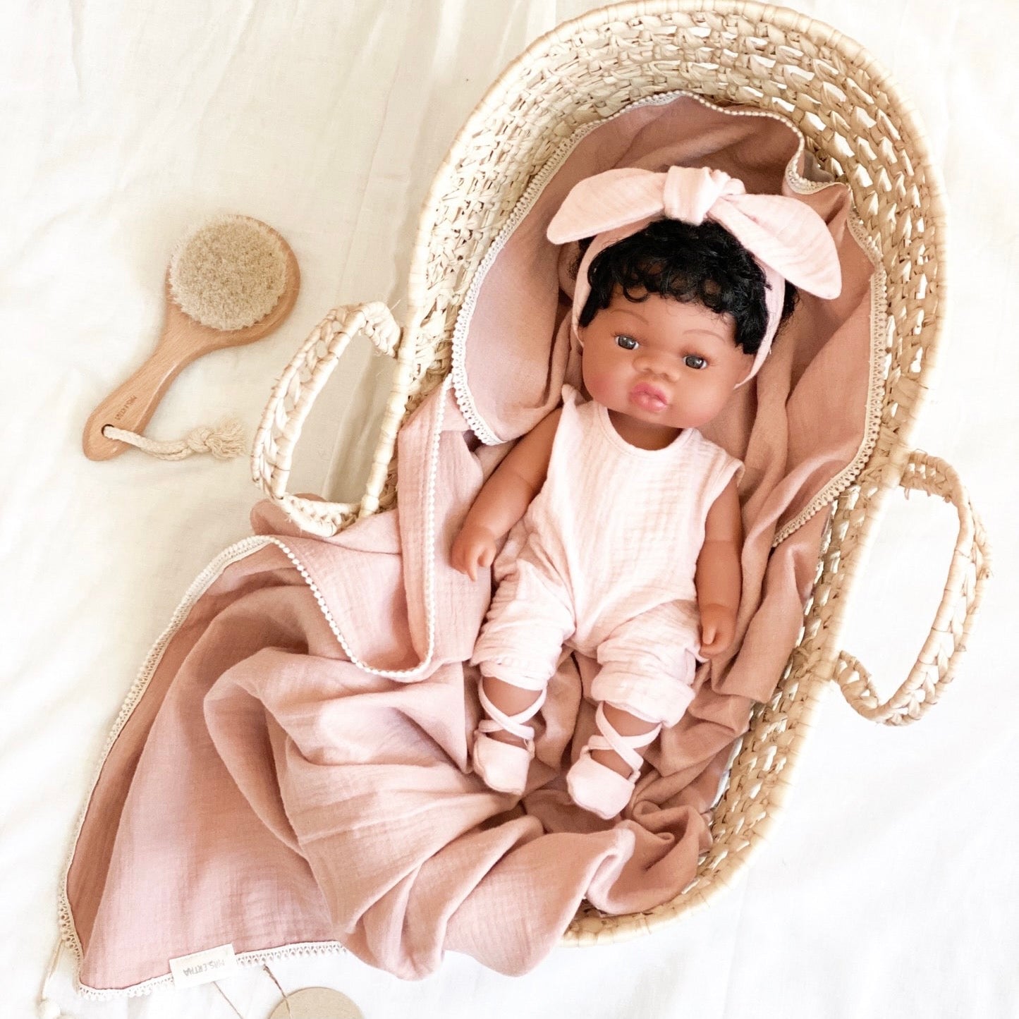 Mrs. Ertha Puppe Loretta shiny