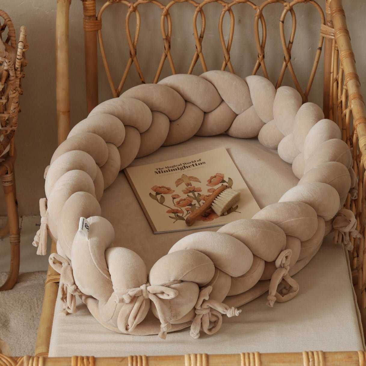 Geflochtene Bettschlange & Babynest 2 in 1 Samt beige