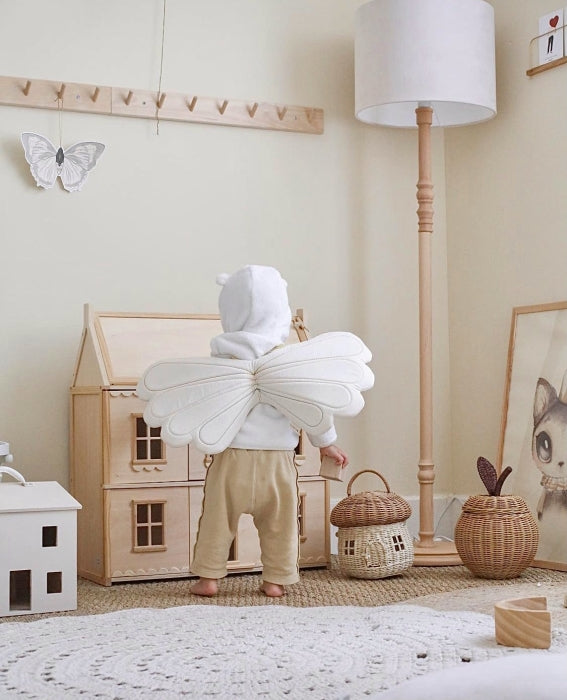 Stehlampe Velvet Samt beige fürs Kinderzimmer mit Holzfuß natur - Kinderzimmer Beleuchtung bei harmony ambiente online kaufen