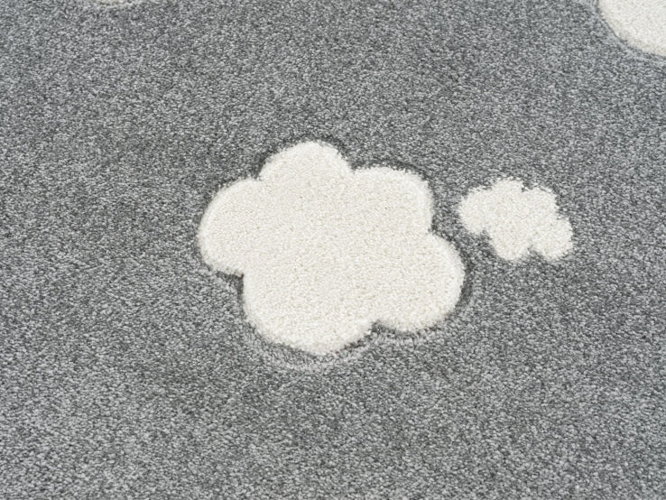 Kinderteppich dunkelgrau mit weißen Wolken