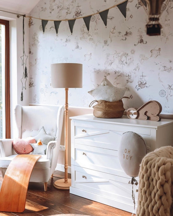 Stehlampe Velvet Samt beige fürs Kinderzimmer mit Holzfuß natur - Kinderzimmer Beleuchtung bei harmony ambiente online kaufen
