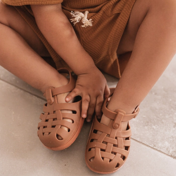 Kindersandalen Silikon Floopers rusted orange von Mrs. Ertha - harmony ambiente