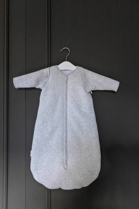 Schlafsack "Chevron Light Grey" mit abnehmbaren Ärmeln