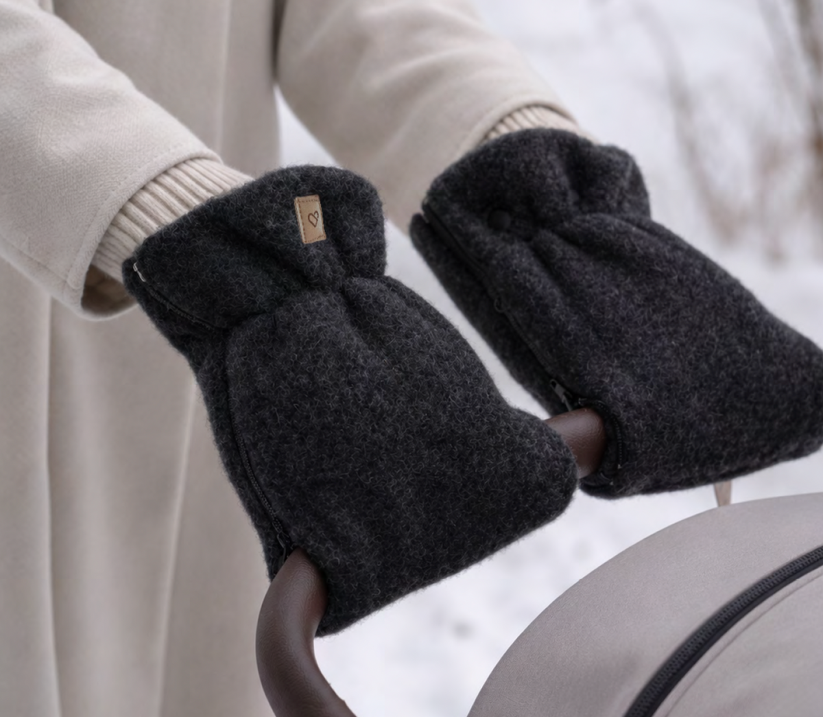 Handwärmer aus Wolle für Kinderwagen