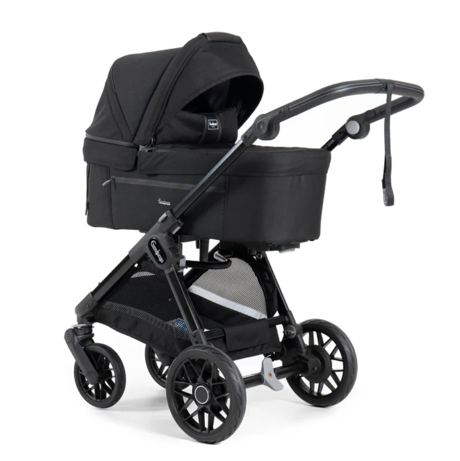 Kinderwagen SENTO FLAT+ Urban Black EMMALJUNGA im Set mit Sportsitz | Kinderwagen kaufen 1010 Wien 