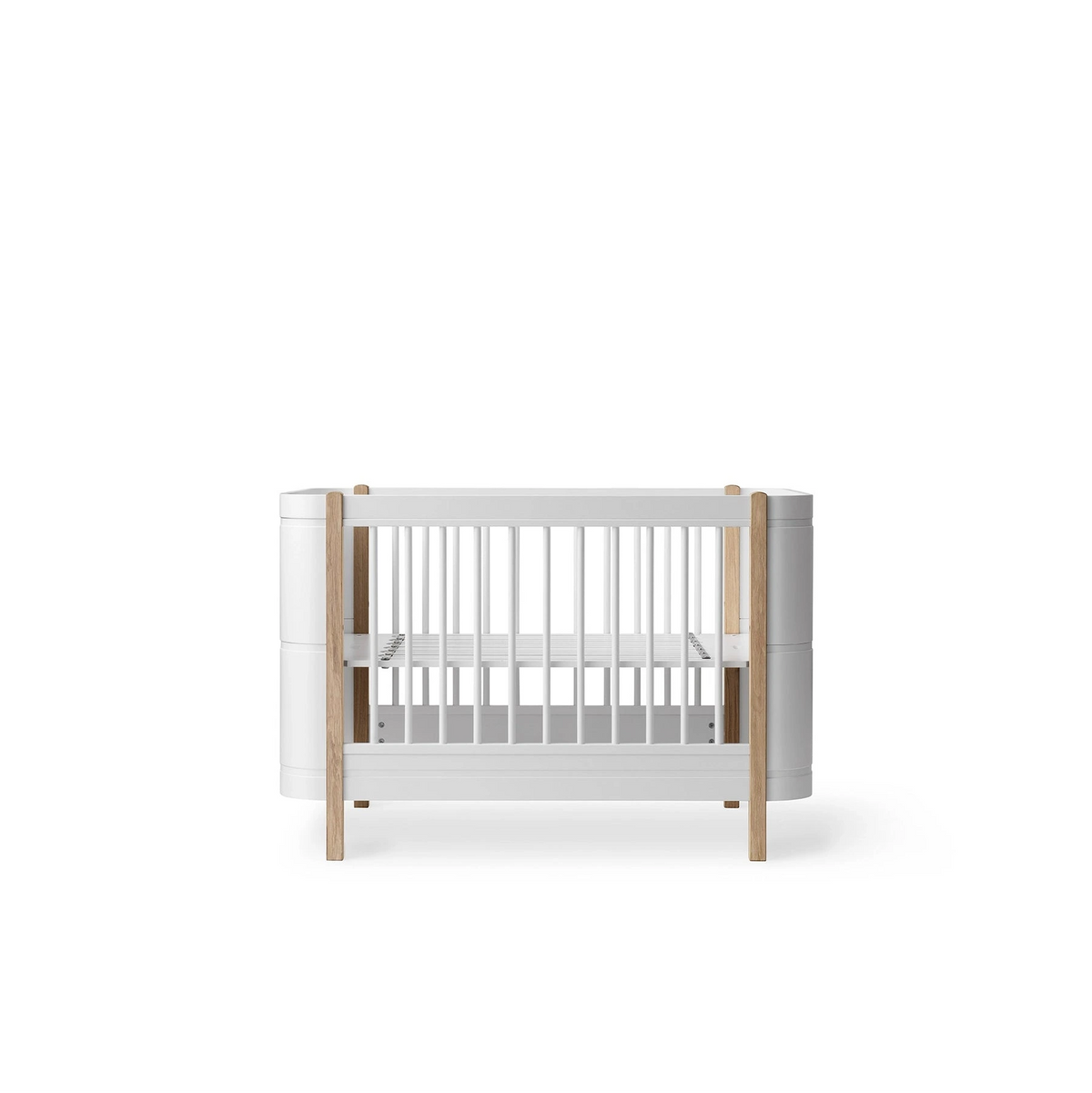 Oliver Furniture Wood Mini+ Babybett WEISS / EICHE
