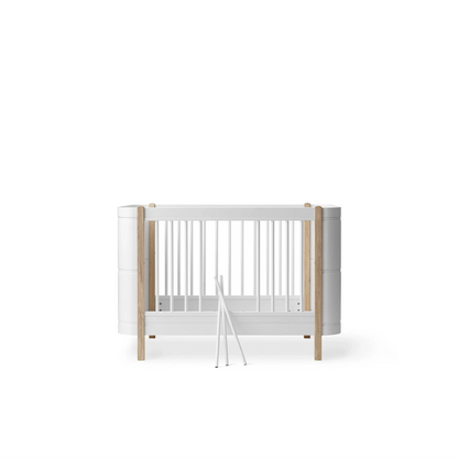 Oliver Furniture Wood Mini+ Babybett WEISS / EICHE