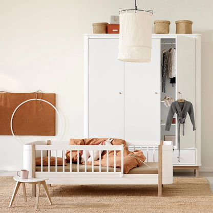 Oliver Furniture Wood Mini+ Babybett WEISS / EICHE inkl. Umbauset für Juniorbett