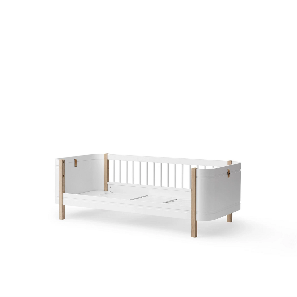 Oliver Furniture Wood Mini+ Babybett WEISS / EICHE inkl. Umbauset für Juniorbett