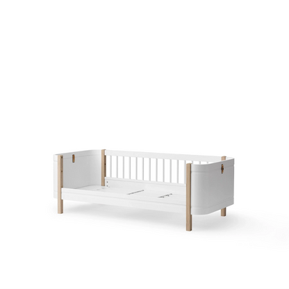 Oliver Furniture Wood Mini+ Babybett WEISS / EICHE inkl. Umbauset für Juniorbett