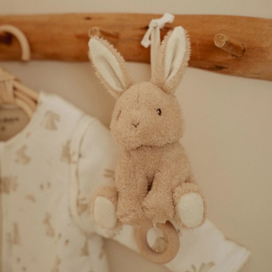 Little Dutch Spieluhr Baby Bunny im Kinderzimmer