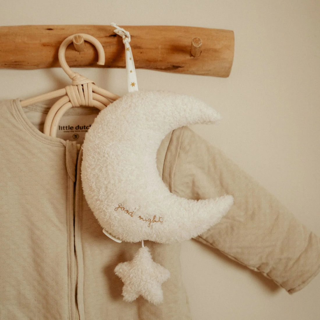Little Dutch Spieluhr Mond mit Stern im Kinderzimmer