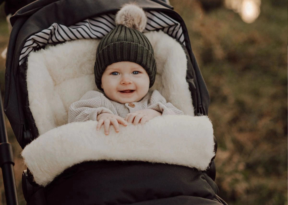 Fußsack iGrow Aspen schwarz mit PREMIUM-Schafwolle - mitwachsend