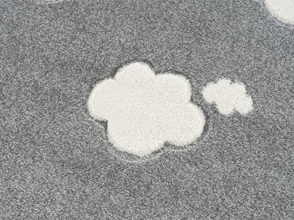 Kinderteppich dunkelgrau mit weißen Wolken