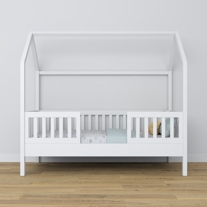 Hausbett 90x200 Vollholz weiß - Kindermöbel nach Maß Wien